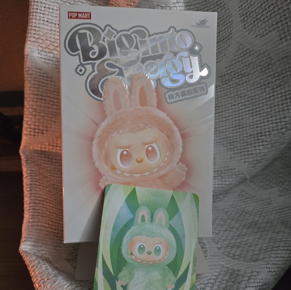 AUTHENTIC Labubu Big Into Energy- Confirmed Serenity